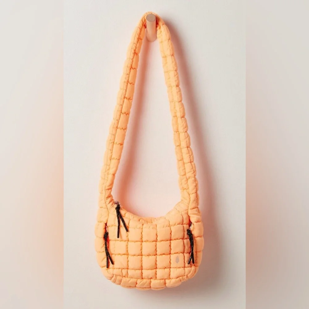 Free People Movement ~ Quilted Baby Carryall Sling Bag ~ Neon Clementine ~ NWT - Picture 6 of 8